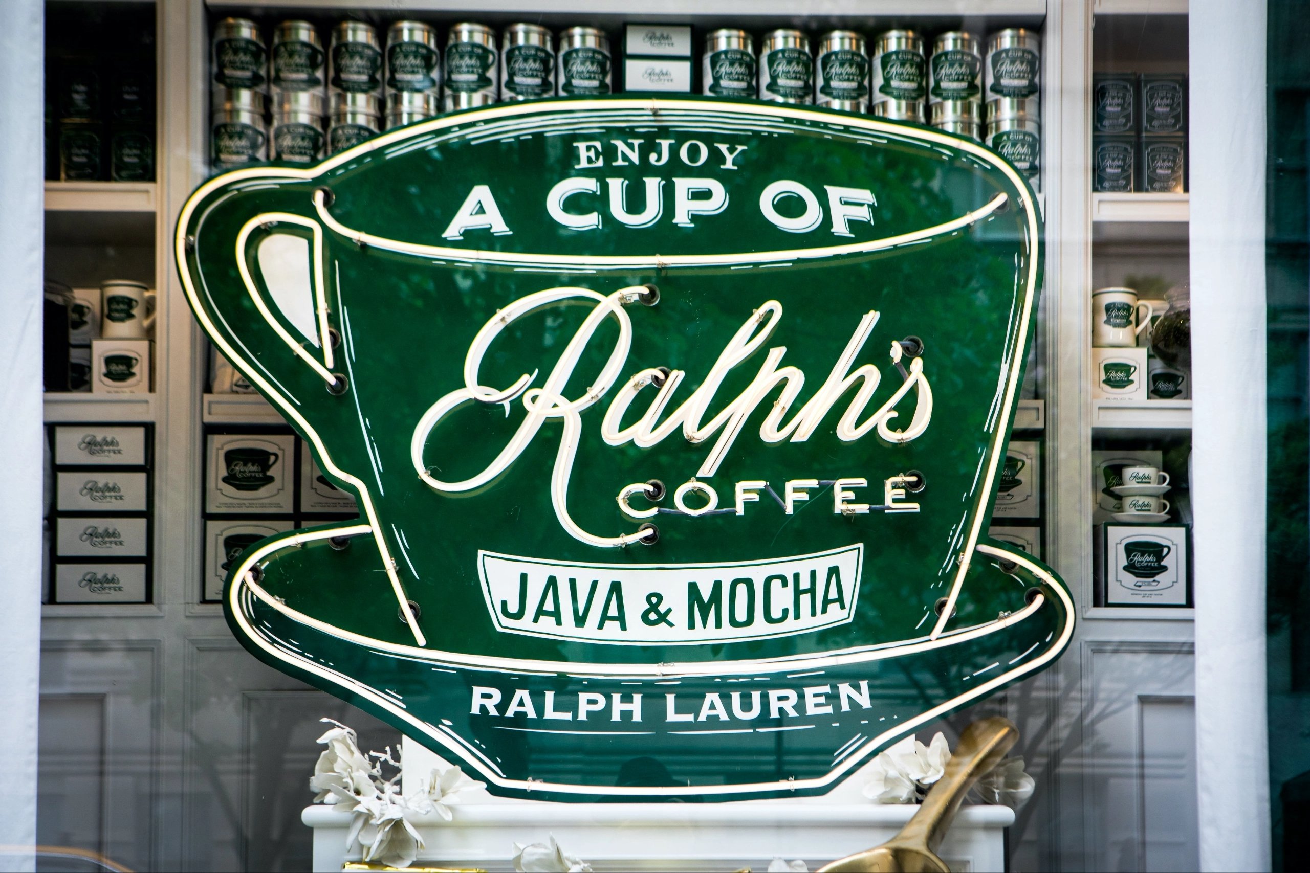 Ralph Lauren – Ralph’s Coffee